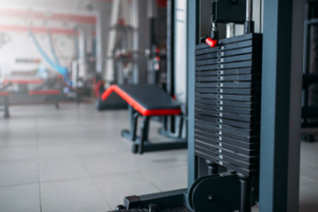 exersice-machine-equipment-in-gym